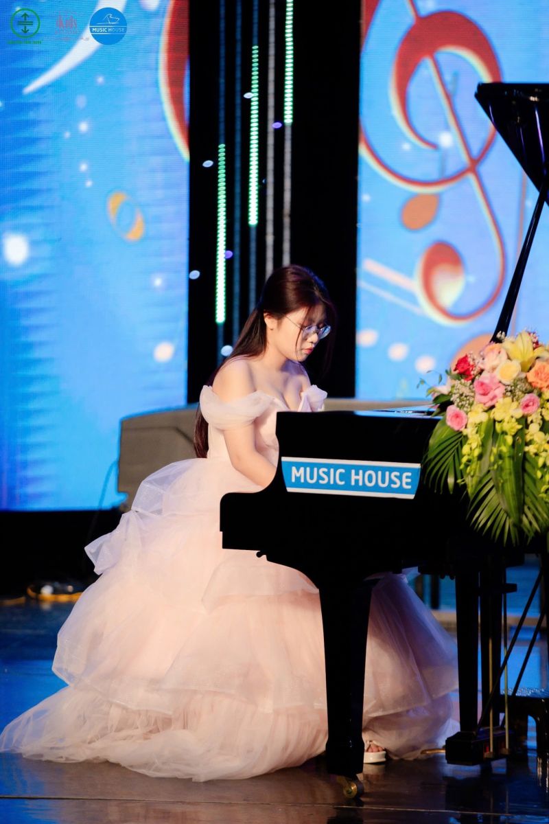 Khóa học Piano - Ôn thi Đại học, Cao đẳng - Lớp 2 học viên